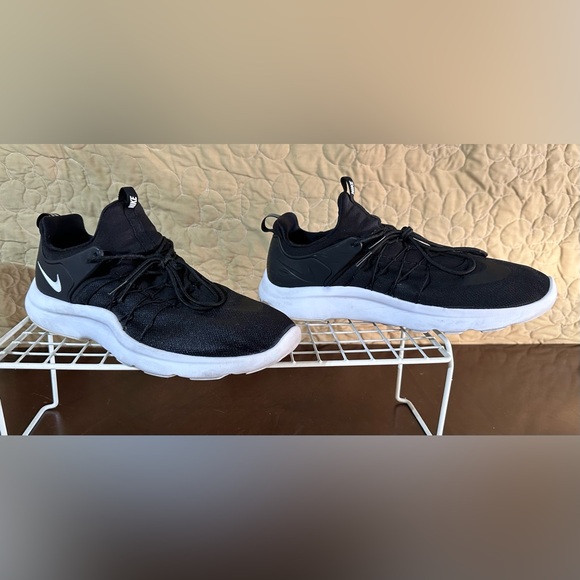 Men’s Nike Darwin Black - 819803-002 - Size 13 - Picture 2 of 5